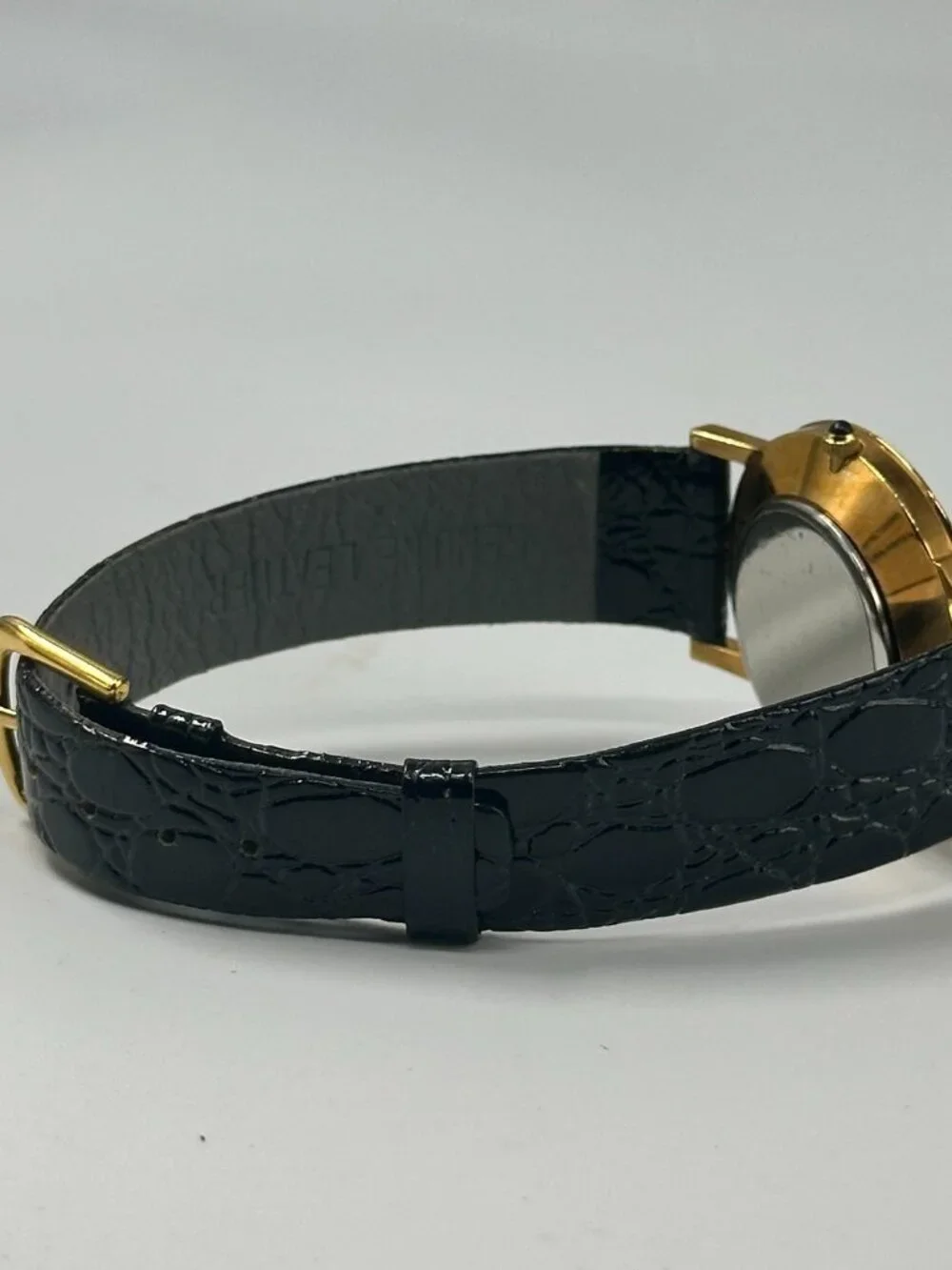 Bald Eagle Watch Men Gold Tone American Flag Black Leather Band New Battery 9.5